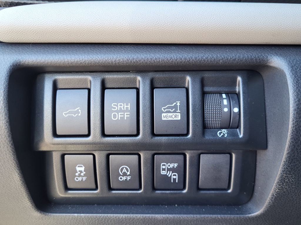 Used 2024 Subaru Forester Limited AWD/4WD image 13