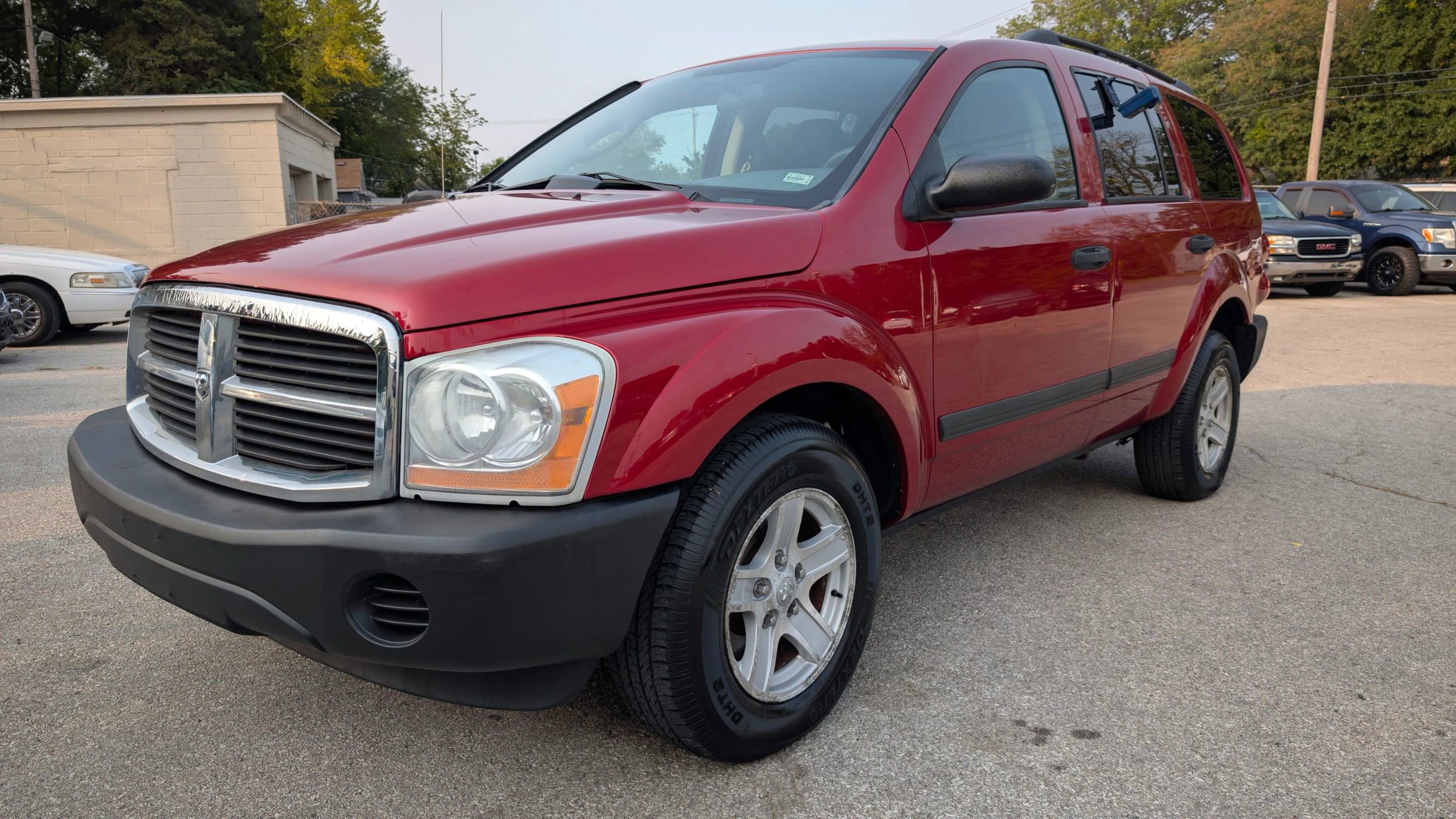 Used 2006 Dodge Durango SXT image 1