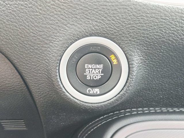 Used 2023 Dodge Challenger SXT RWD image 24
