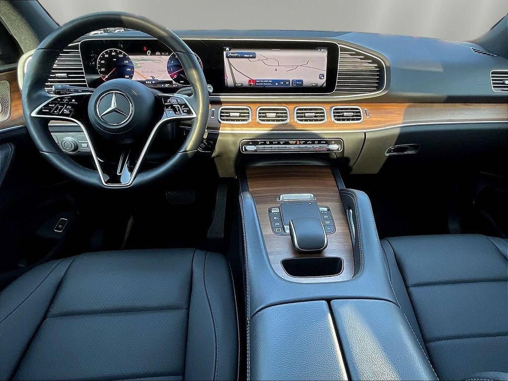 Certified 2025 Mercedes-Benz GLE 450 4MATIC image 9