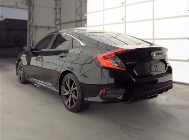 Used 2019 Honda Civic Sport image 3