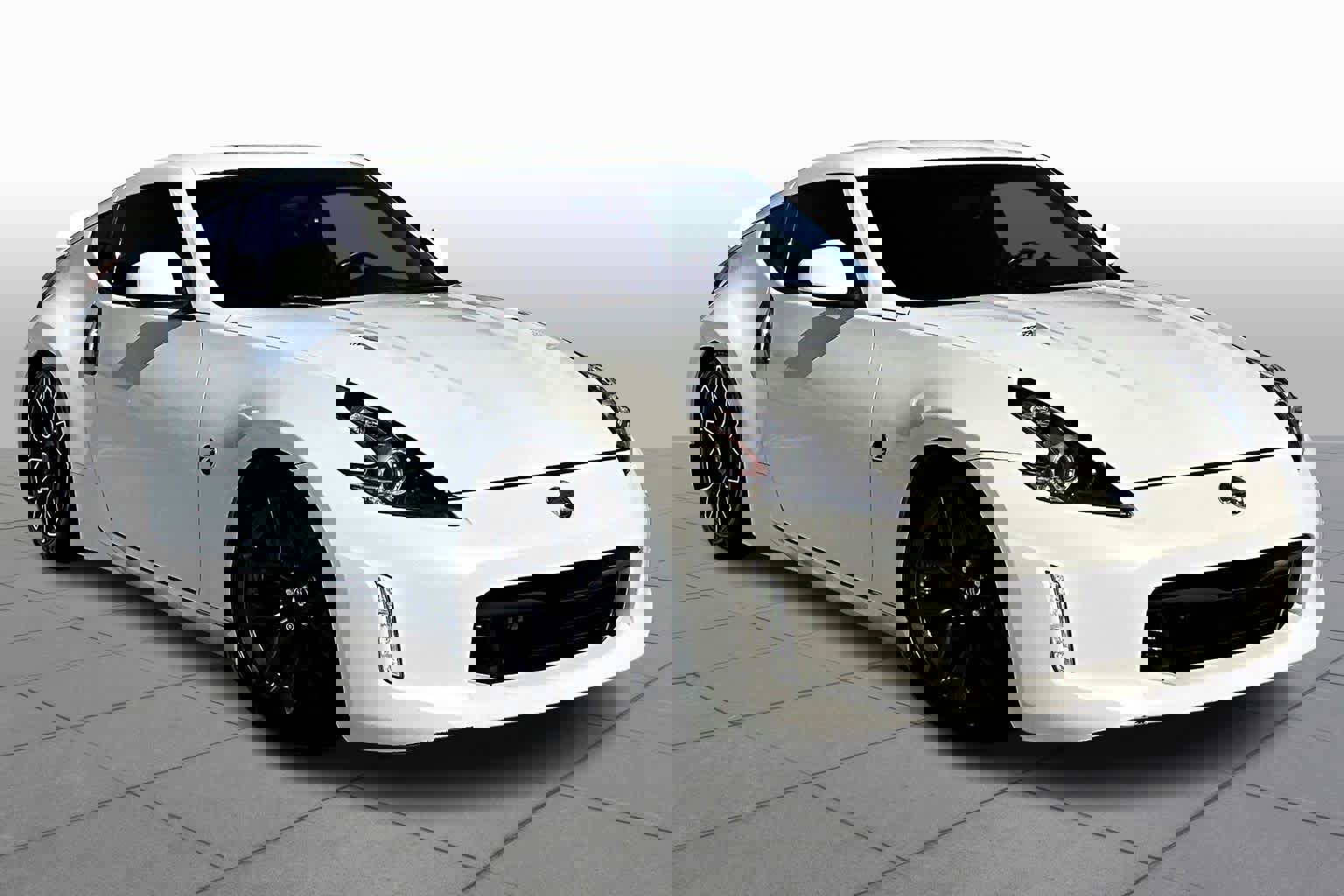 Used 2020 Nissan 370Z Coupe image 2