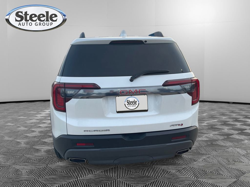 Used 2023 GMC Acadia AT4 w/ Technology Package image 4