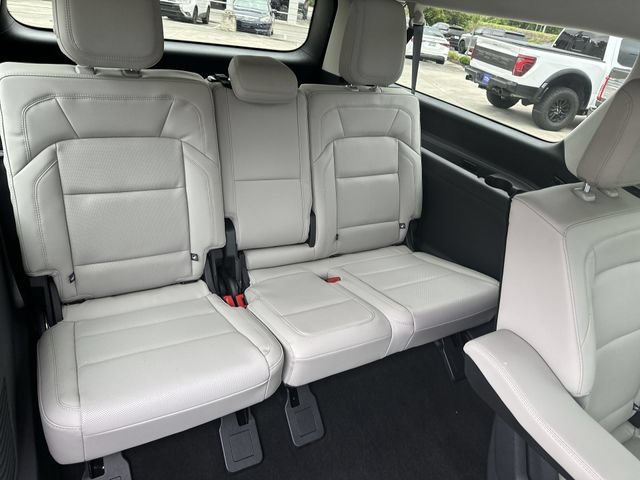 Certified 2025 Lincoln Navigator L Reserve AWD/4WD image 25