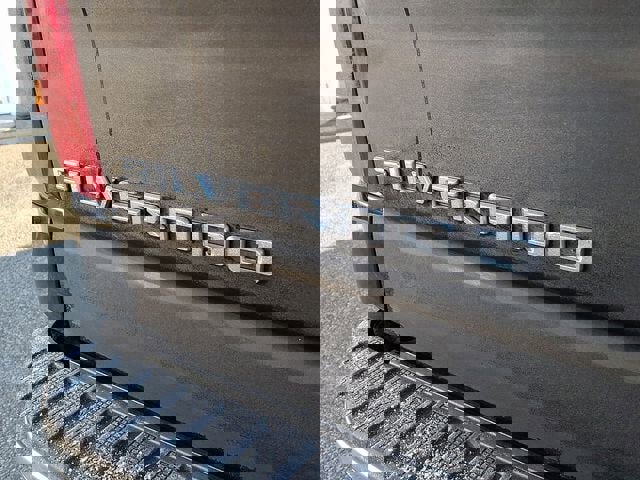 Used 2022 Chevrolet Silverado 1500 LT image 37