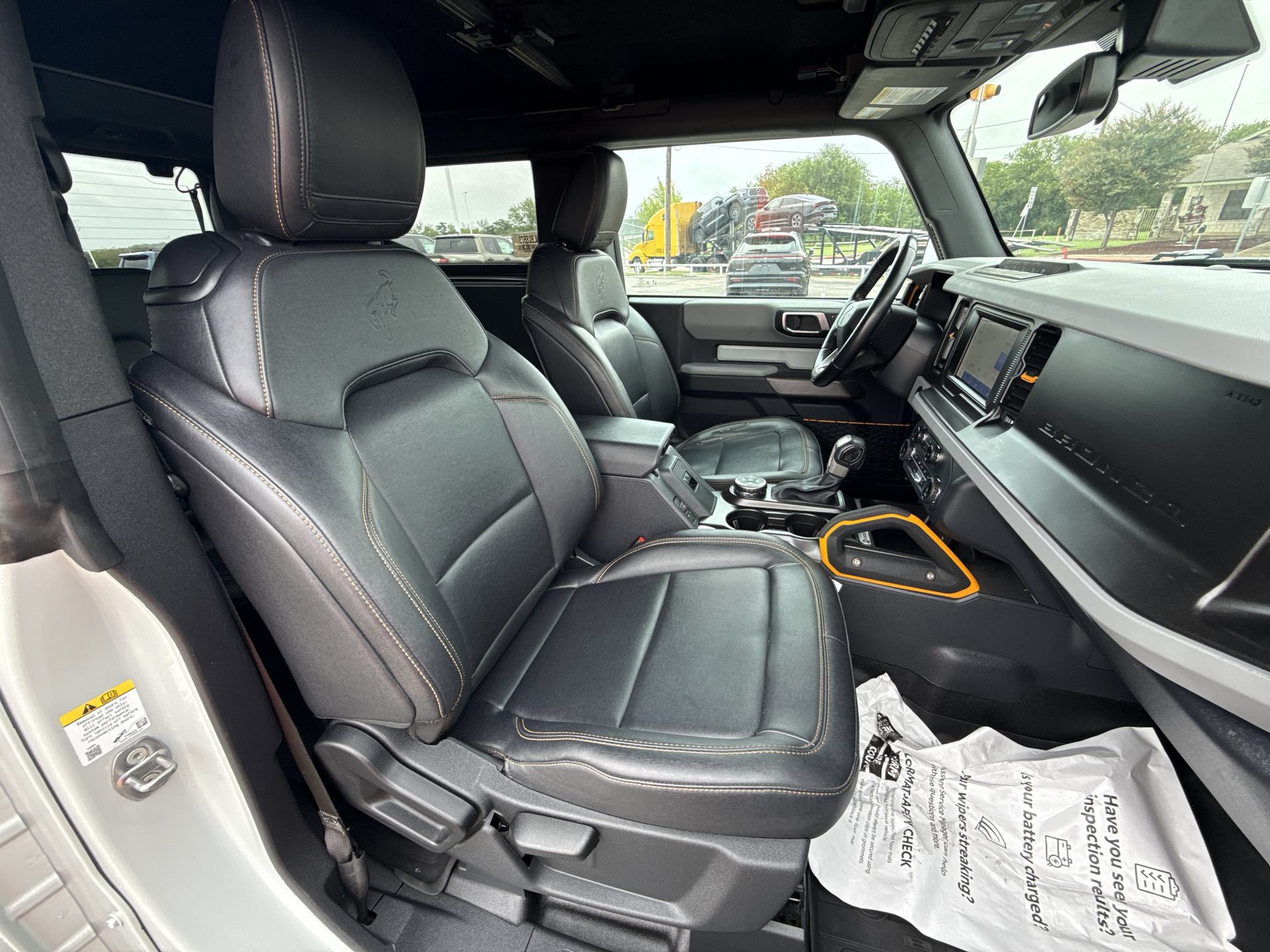 Used 2022 Ford Bronco Badlands w/ Sasquatch Package AWD/4WD image 25