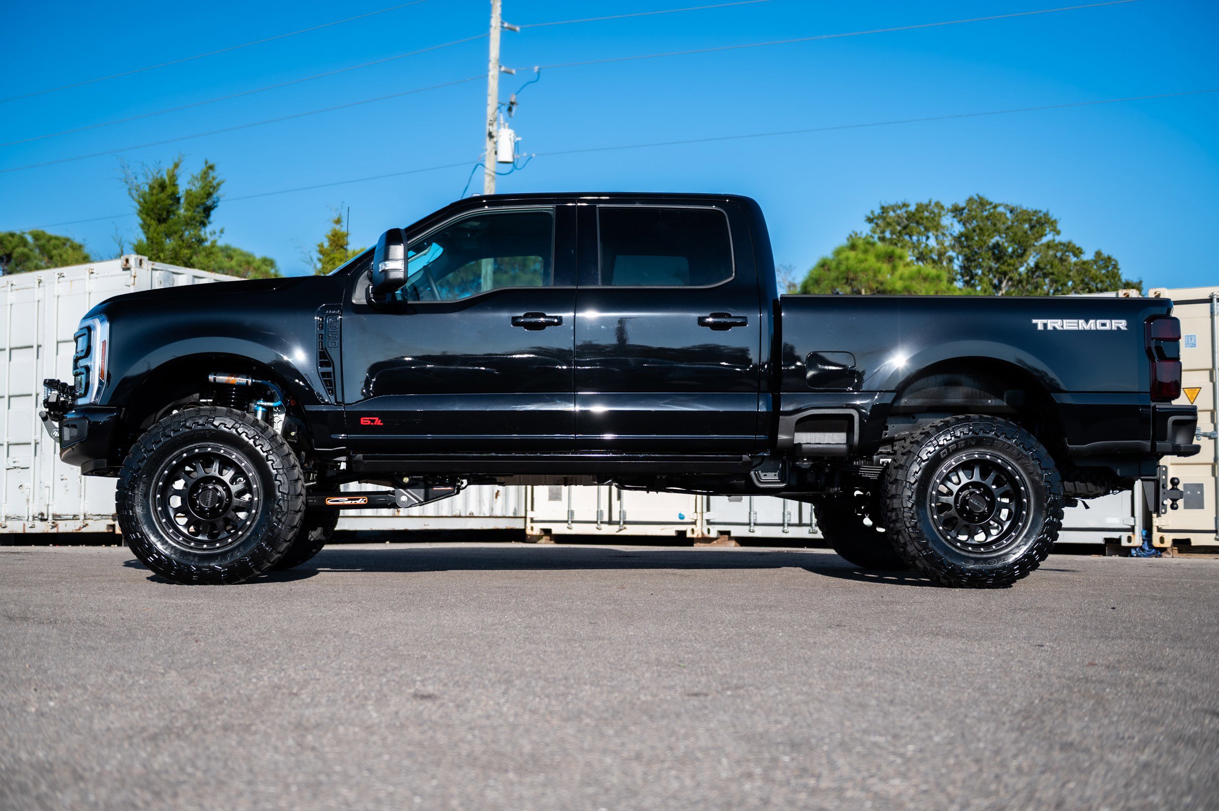 New 2025 Ford F250 Lariat w/ Lariat Ultimate Package image 7