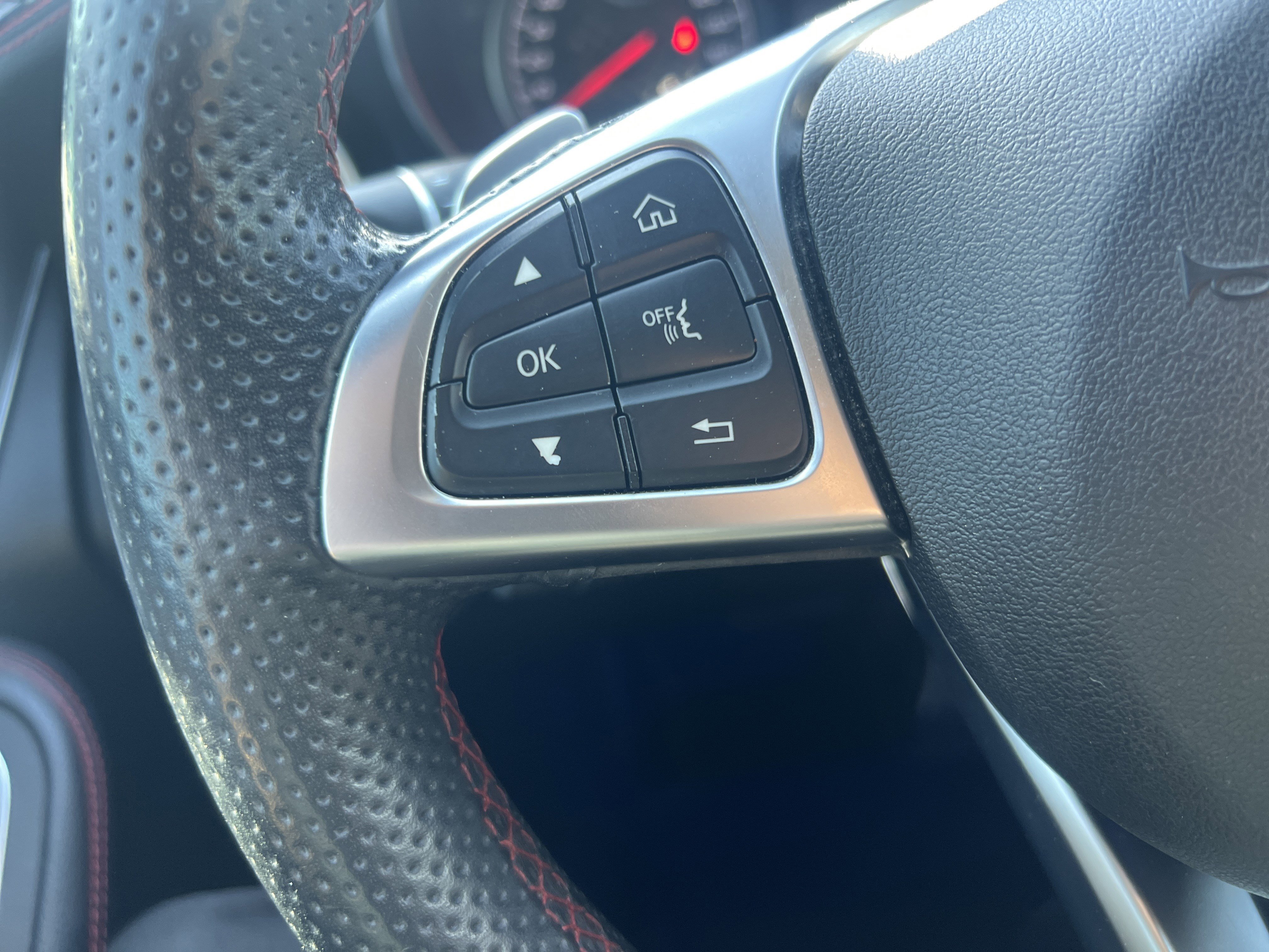 Certified 2018 Mercedes-Benz GLC 43 AMG 4MATIC Coupe image 19