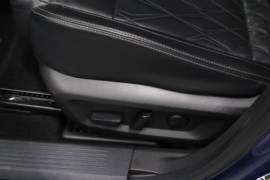 Certified 2021 Nissan Rogue Platinum image 24