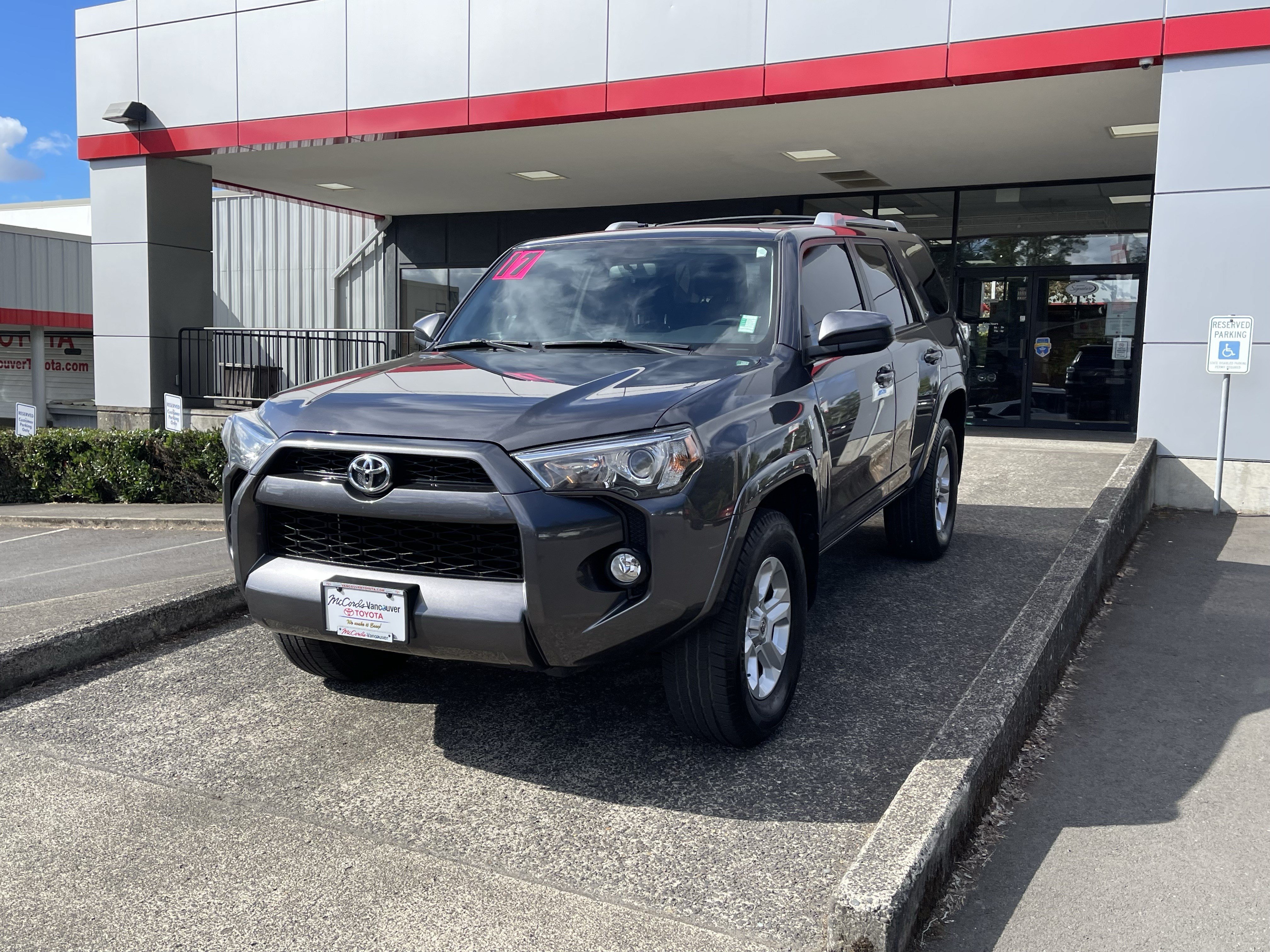 Certified 2017 Toyota 4Runner SR5 AWD/4WD image 3