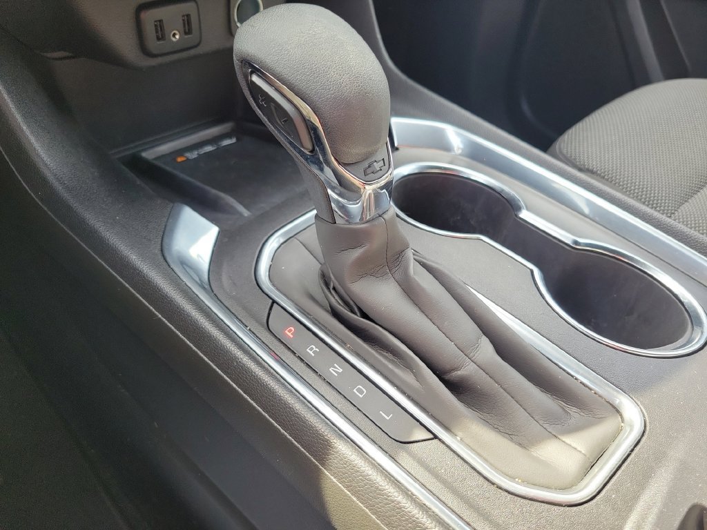 Used 2023 Chevrolet Traverse LT FWD image 31