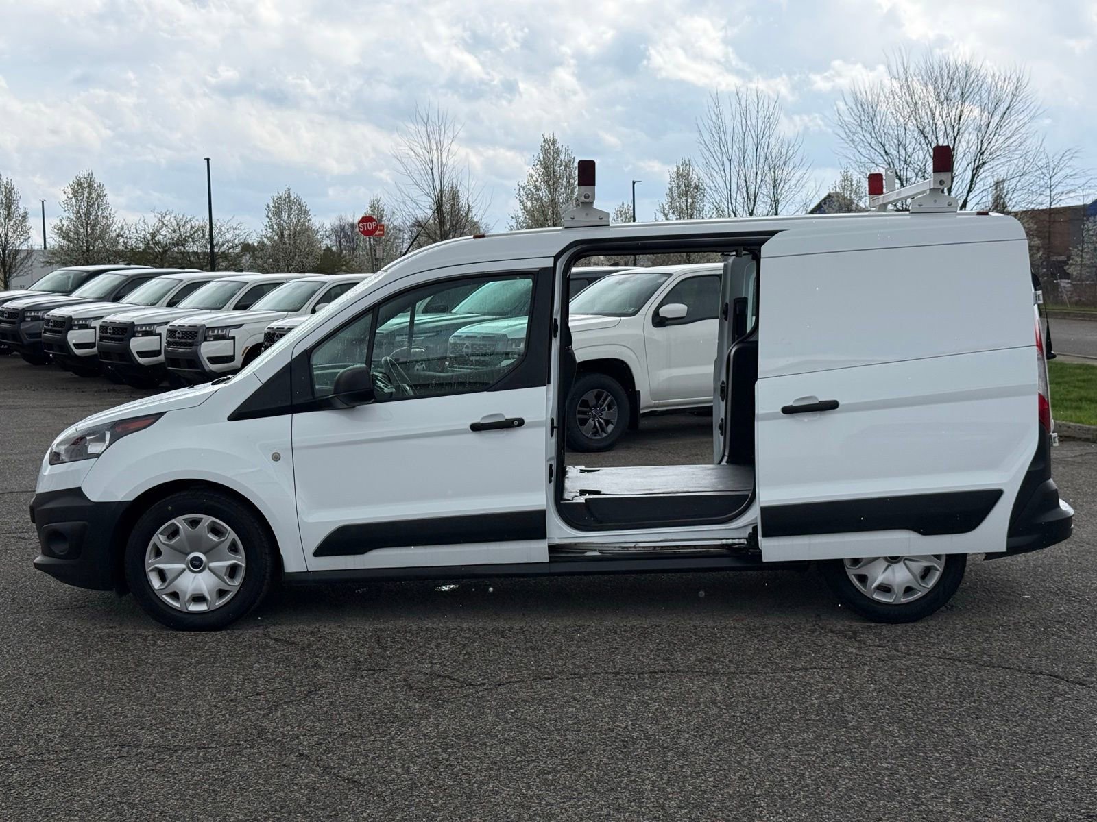 Used 2017 Ford Transit Connect XL image 30