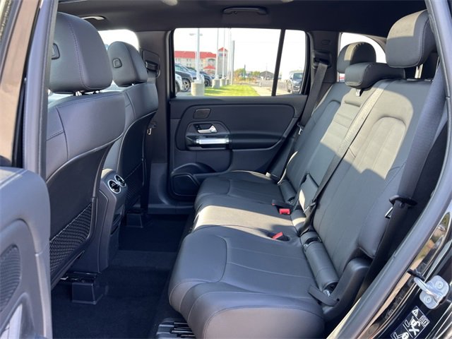 Used 2024 Mercedes-Benz GLB 250 4MATIC image 5