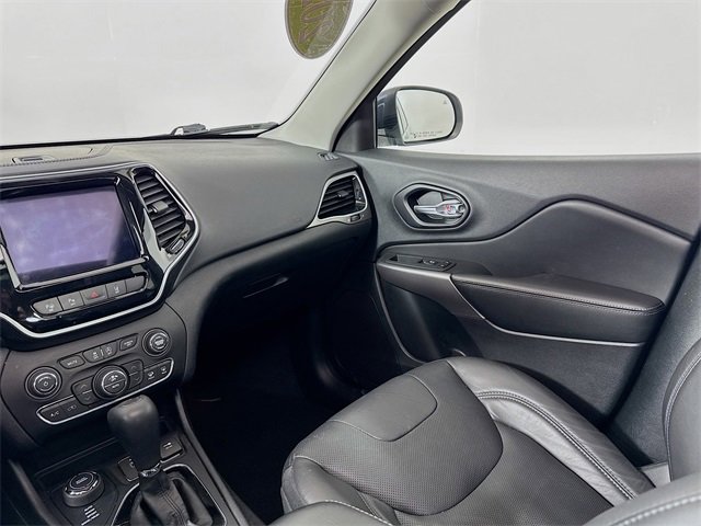 Used 2021 Jeep Cherokee Limited image 24