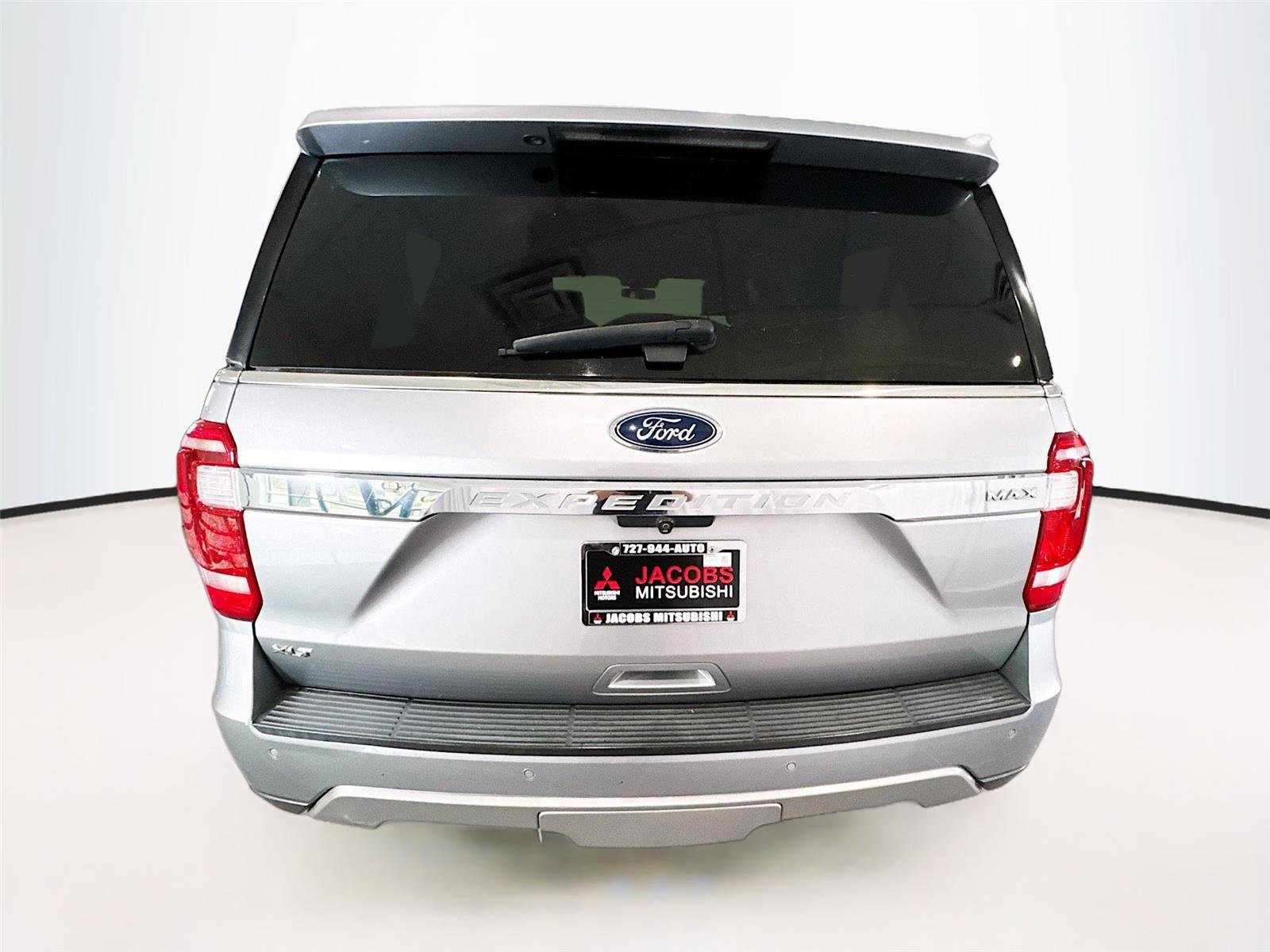 Used 2021 Ford Expedition Max XLT RWD image 4