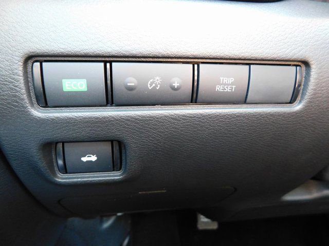 Used 2025 Nissan Sentra SR w/ SR Premium Package image 24