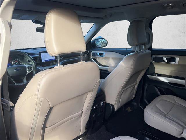 Used 2021 Ford Explorer XLT w/ Equipment Group 202A image 16