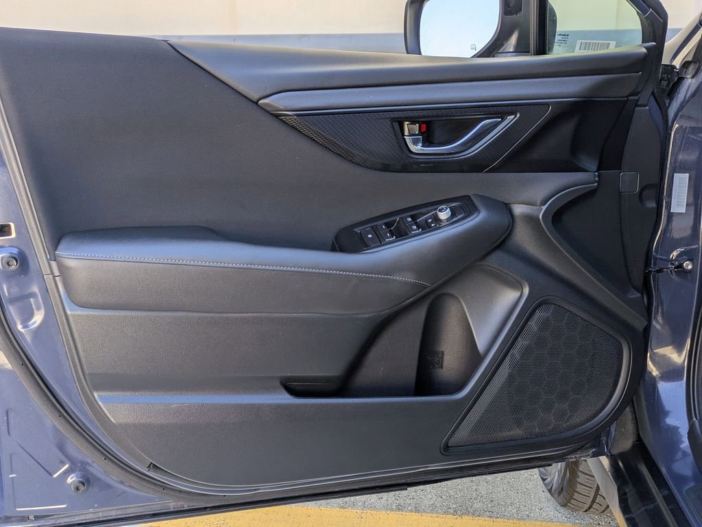 Used 2025 Subaru Outback Premium image 10