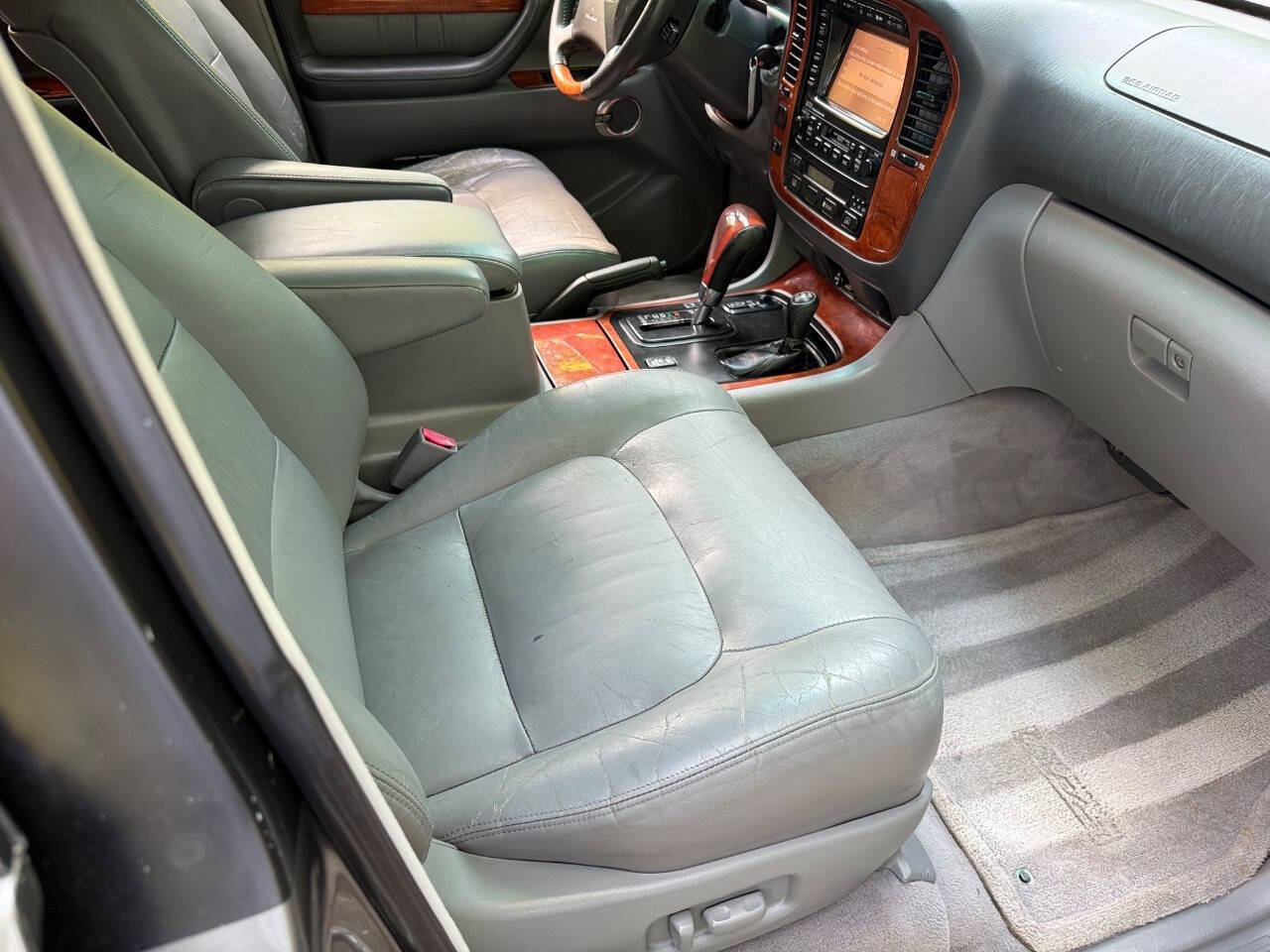 Used 2002 Lexus LX 470 4WD image 46