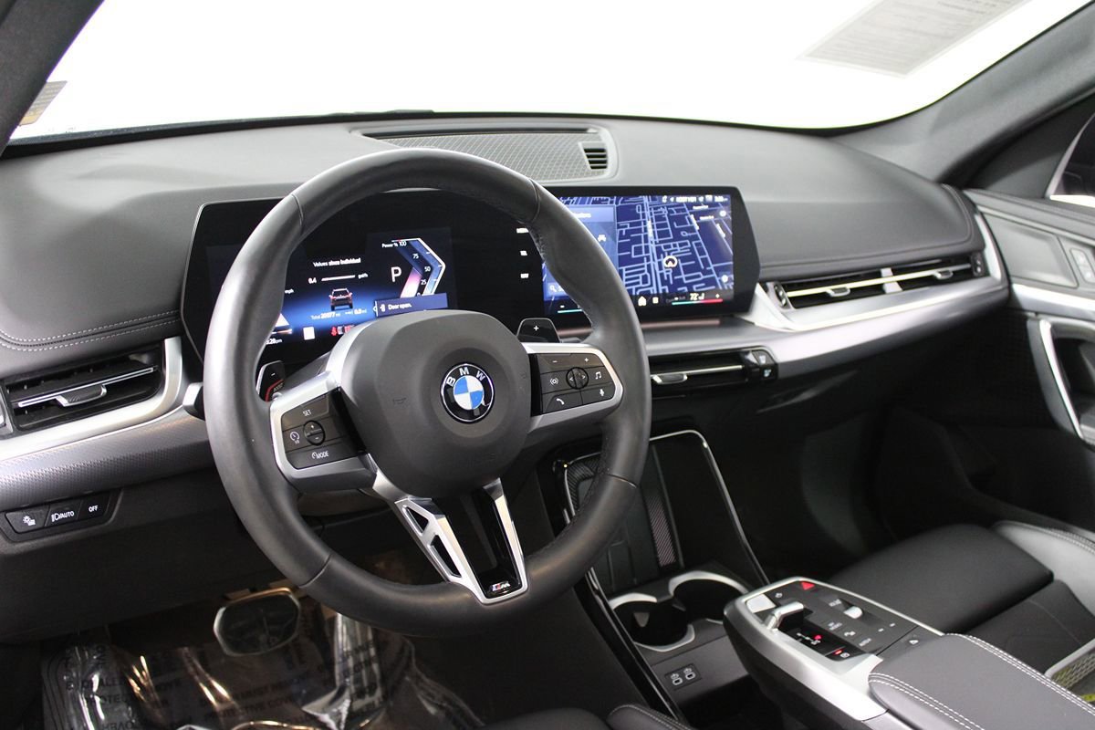 Used 2025 BMW X1 xDrive28i AWD/4WD image 31
