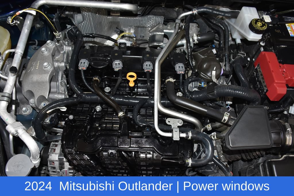 Used 2024 Mitsubishi Outlander SE AWD/4WD image 7