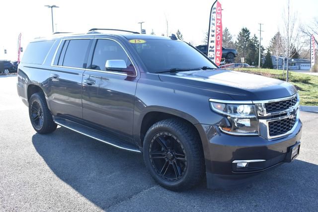 Used 2015 Chevrolet Suburban LTZ image 10