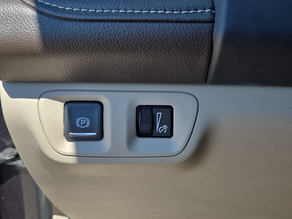 Certified 2019 GMC Acadia Denali w/ Technology Package AWD/4WD image 28