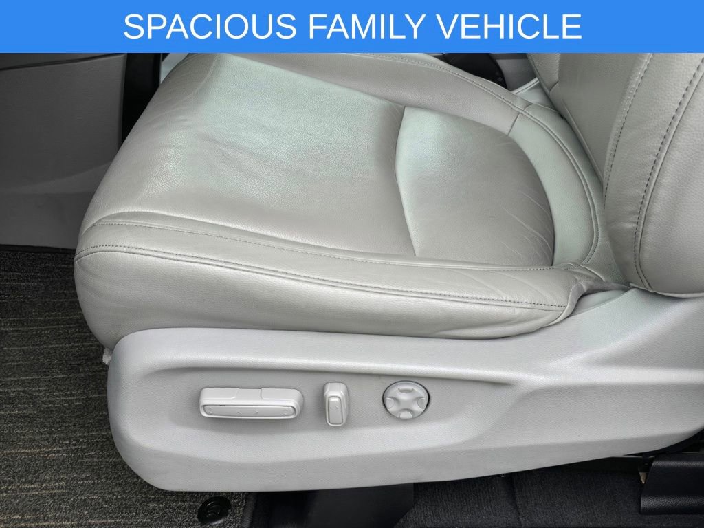 Used 2024 Honda Odyssey EX-L image 32