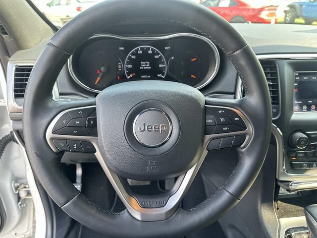 Used 2019 Jeep Grand Cherokee Laredo AWD/4WD image 26