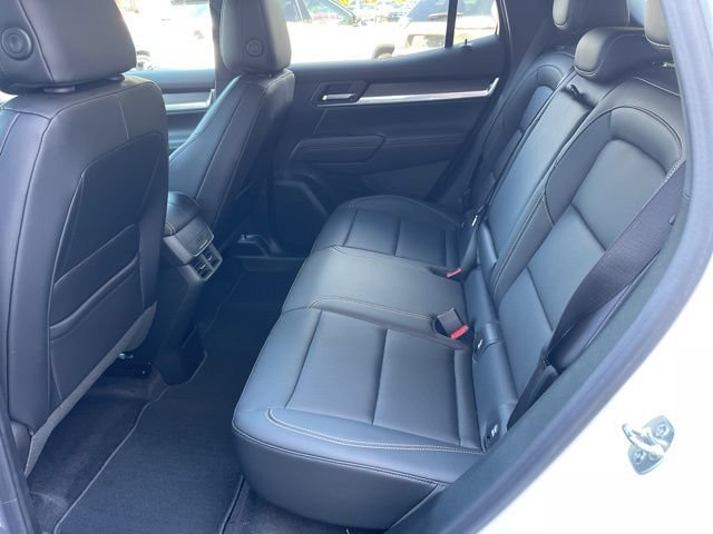 New 2026 GMC Terrain Elevation w/ Elevation Premium Package AWD/4WD image 16