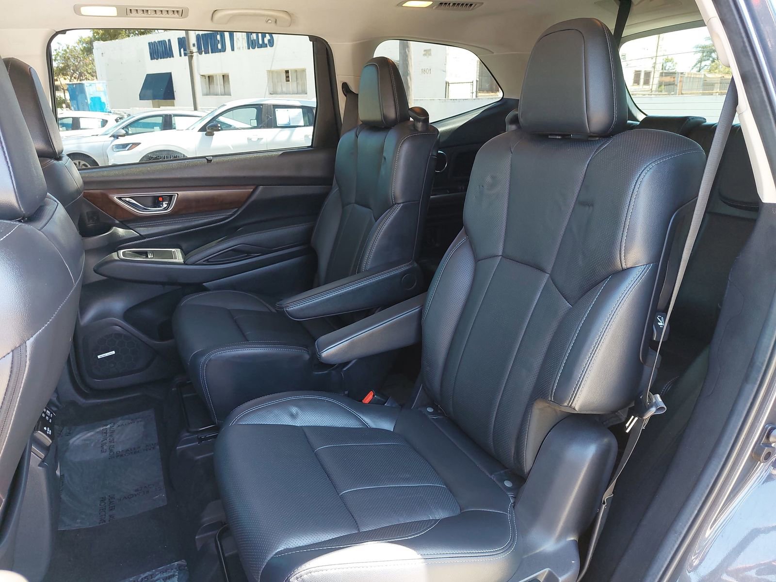 Certified 2023 Subaru Ascent Touring AWD/4WD image 16