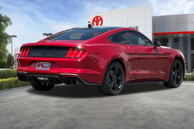 Used 2021 Ford Mustang GT Premium w/ Black Accent Package RWD image 4