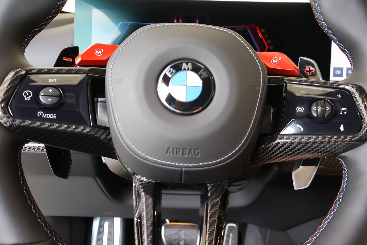 Used 2026 BMW M5 Touring w/ M Driver's Package AWD/4WD image 23