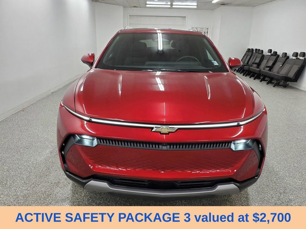 Used 2024 Chevrolet Equinox EV LT w/ Active Safety Package 3 FWD image 2