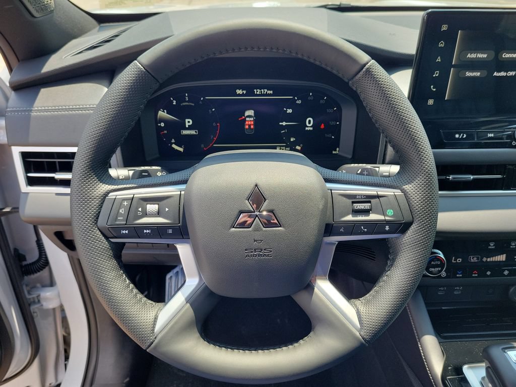 New 2026 Mitsubishi Outlander SEL Black Edition FWD image 17