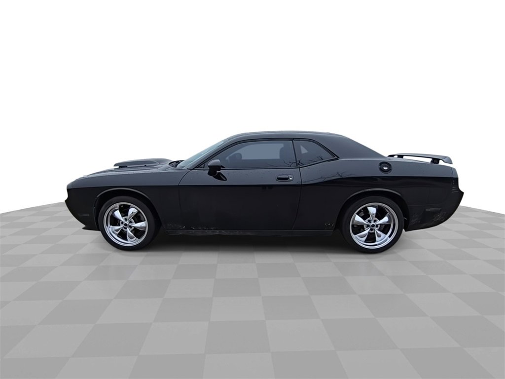 Used 2010 Dodge Challenger R/T image 5