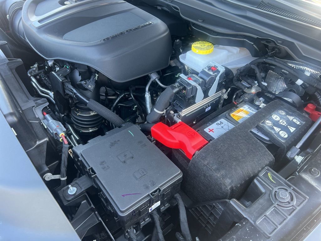 New 2026 RAM 1500 4x4 Crew Cab image 7