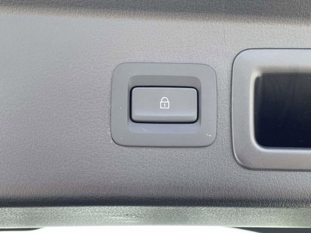 Used 2024 MAZDA CX-30 Carbon AWD/4WD image 13