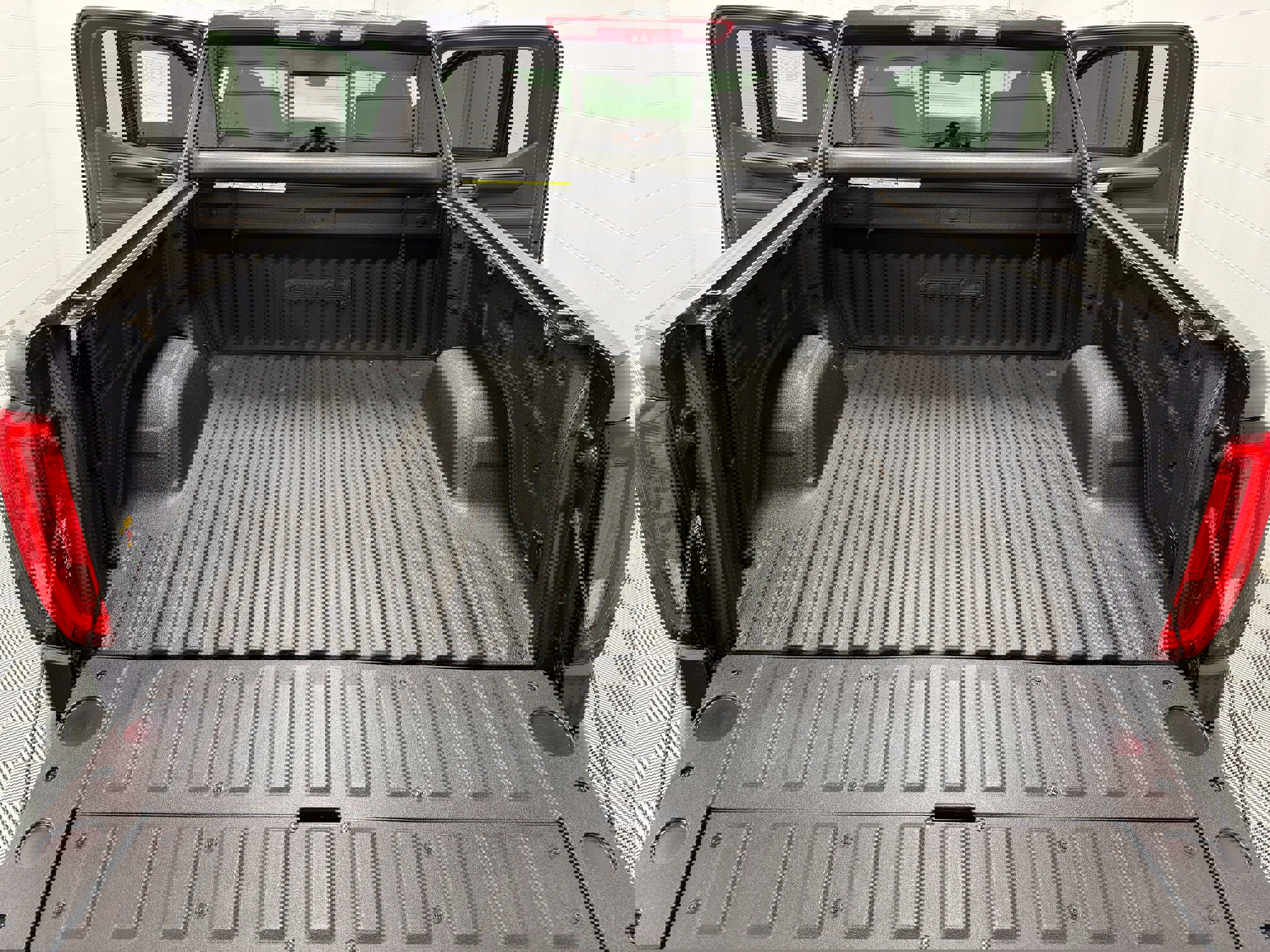 Used 2024 GMC Sierra 1500 AT4 w/ Technology Package image 38