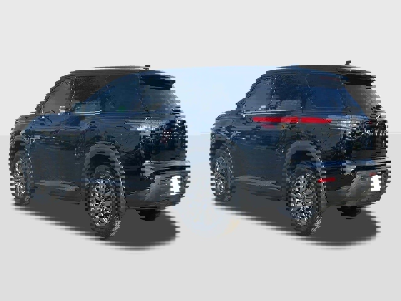 New 2025 Nissan Pathfinder S image 2