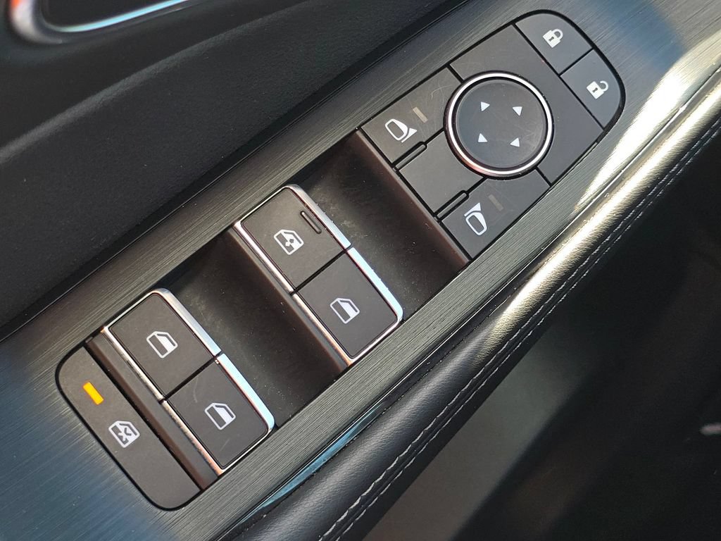 Used 2023 Nissan Rogue Platinum w/ Platinum Premium Package AWD/4WD image 27