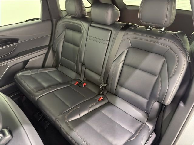 Used 2024 Lincoln Nautilus Premier w/ Equipment Group 102A AWD/4WD image 16