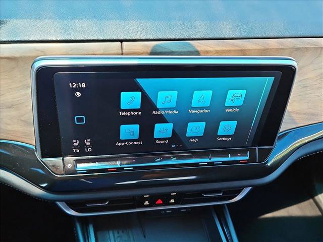 Used 2025 Volkswagen Atlas SE FWD image 14