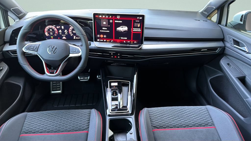 New 2026 Volkswagen GTI SE FWD image 10