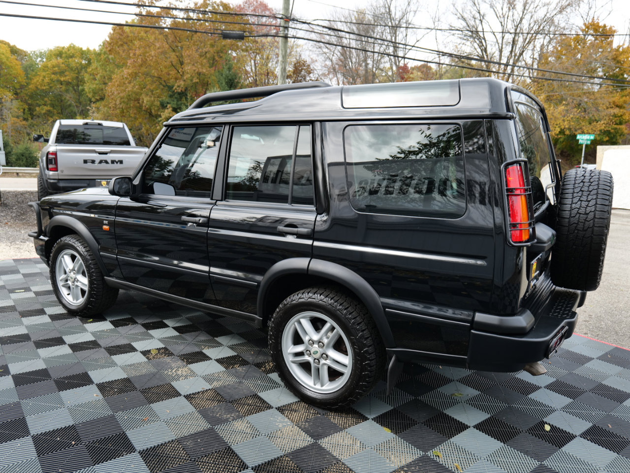 Used 2004 Land Rover Discovery SE image 7