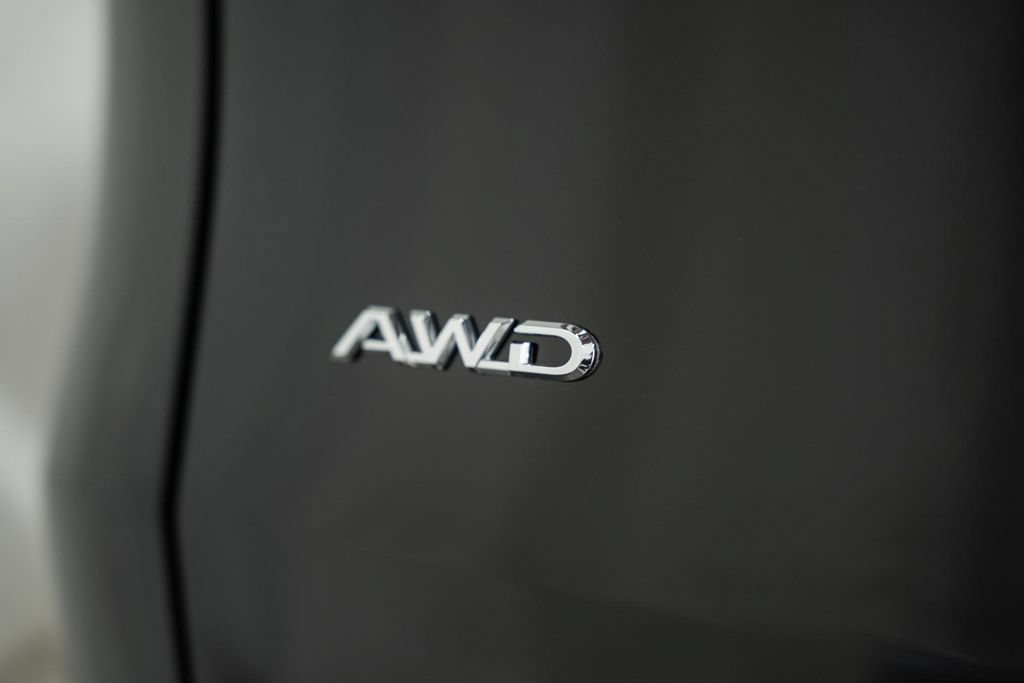 Used 2026 Toyota Grand Highlander AWD image 8