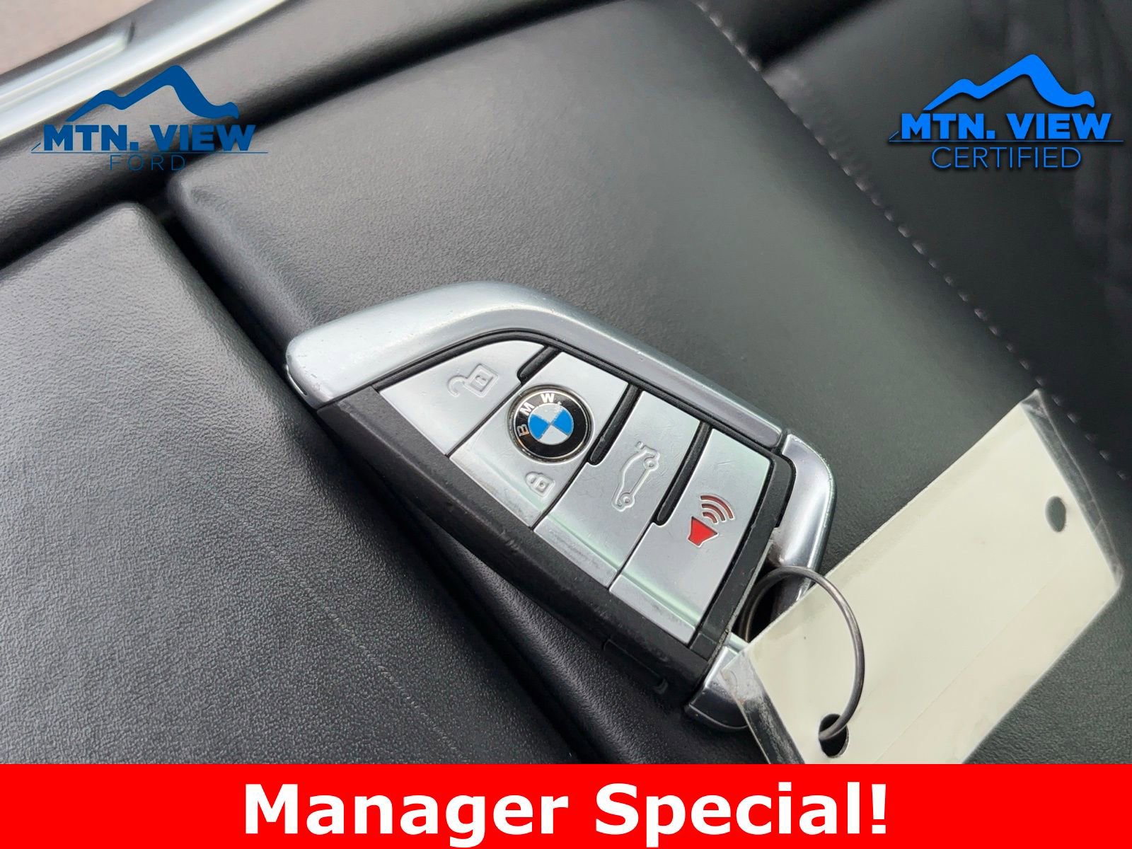 Used 2022 BMW 750i xDrive w/ Luxury Rear Seating Package image 27