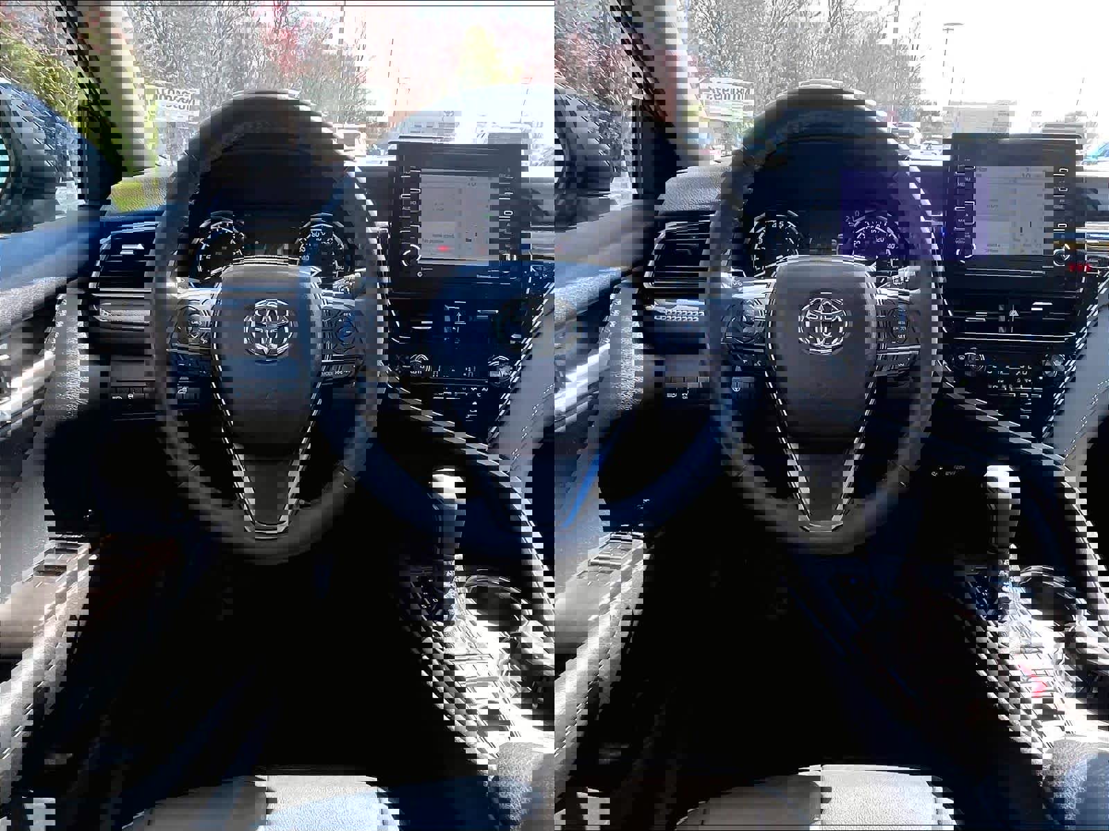 Used 2024 Toyota Camry SE w/ Cold Weather Package AWD/4WD image 17