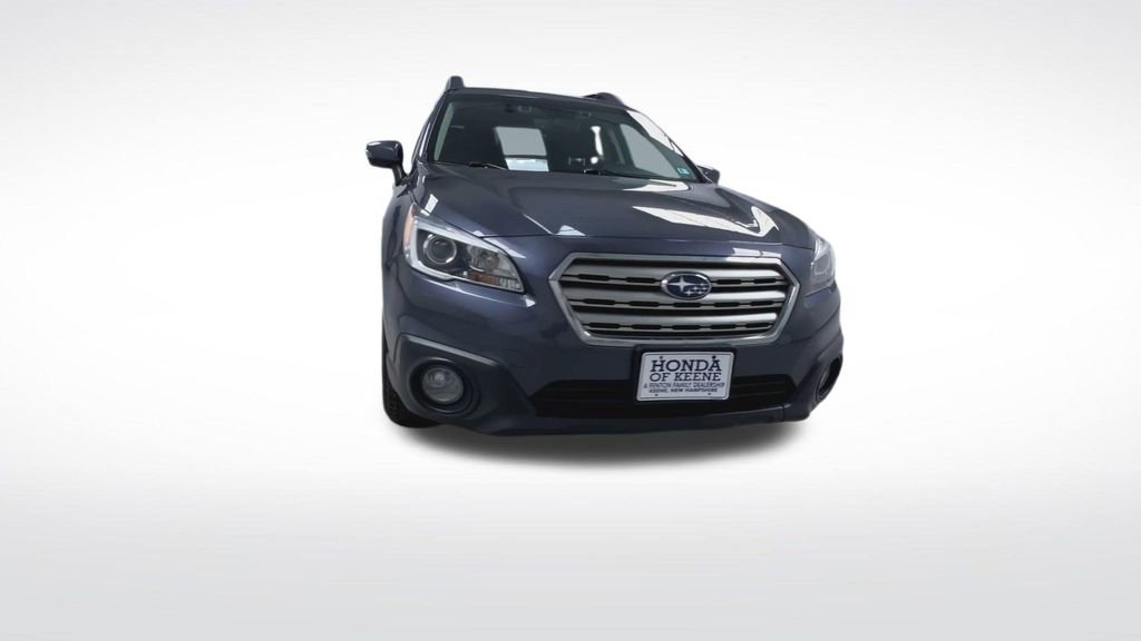 Used 2017 Subaru Outback 2.5i Premium image 4