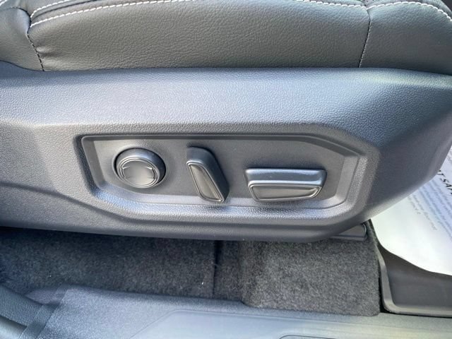 New 2026 Toyota Tundra Limited AWD/4WD image 21